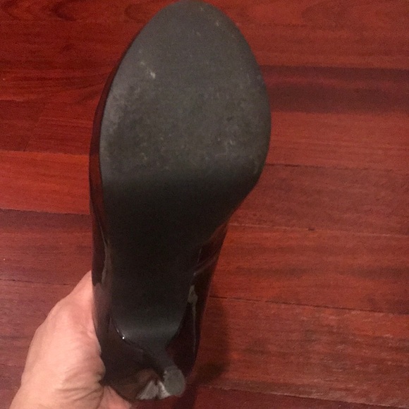 Shoes - Picture 3 of 5